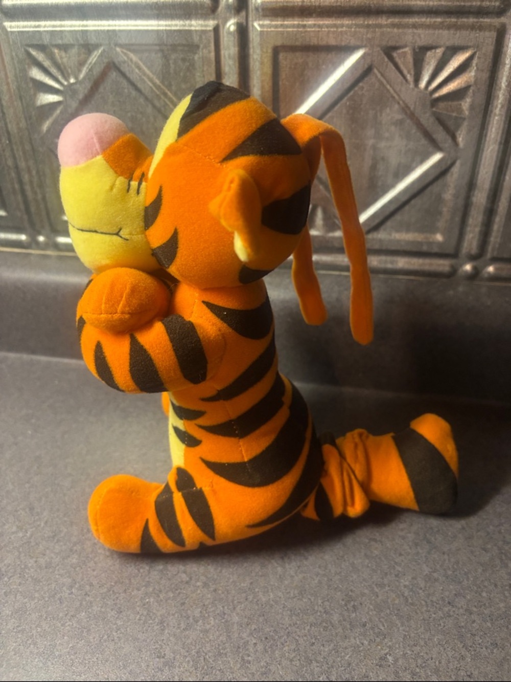 Disney 1st Years Tigger Crib Musical Plush - Picture 3 of 4